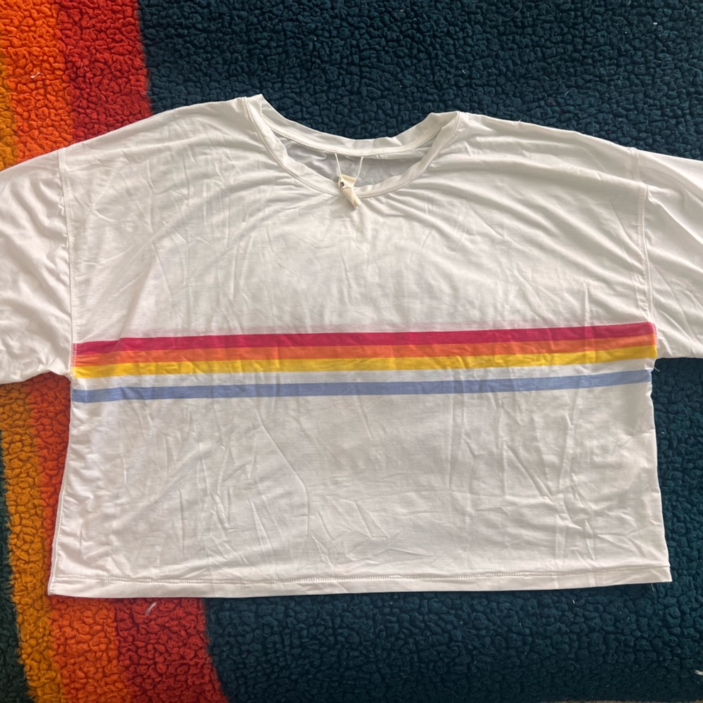 Spiritual Gangster flowy crop tee. W L.